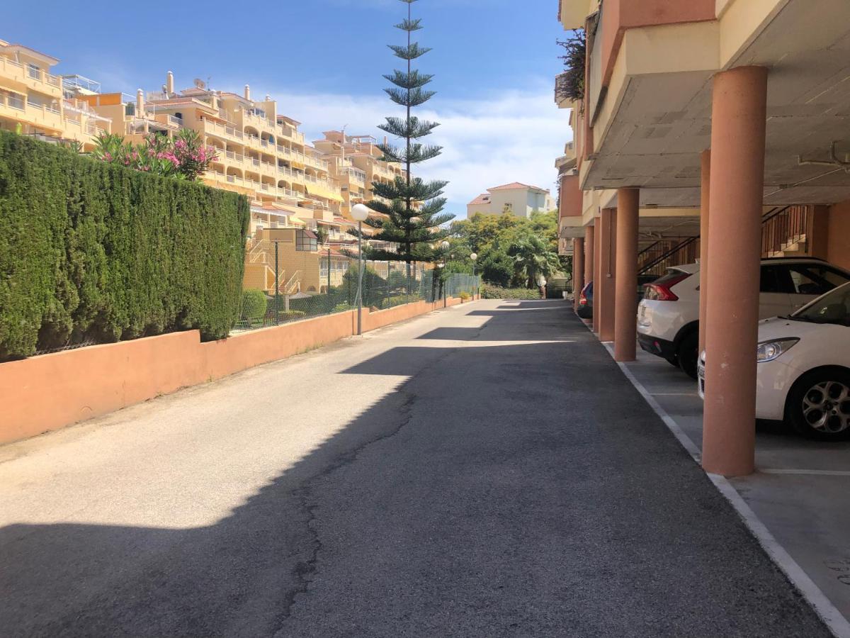 Апартаменти Piso En Zona Tranquila De - Torrequebrada Golf Бенальмадена Екстер'єр фото